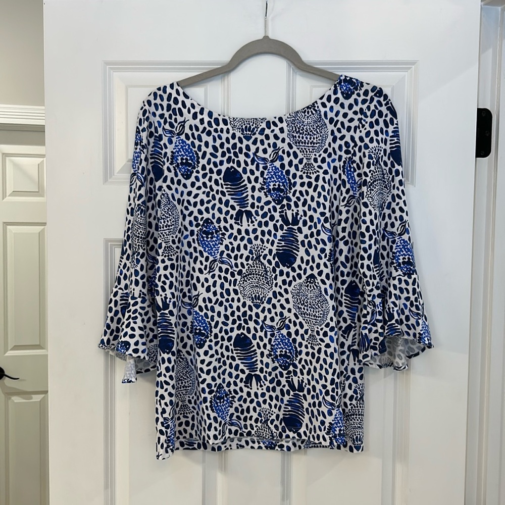 Lilly Pulitzer fish top. Size medium